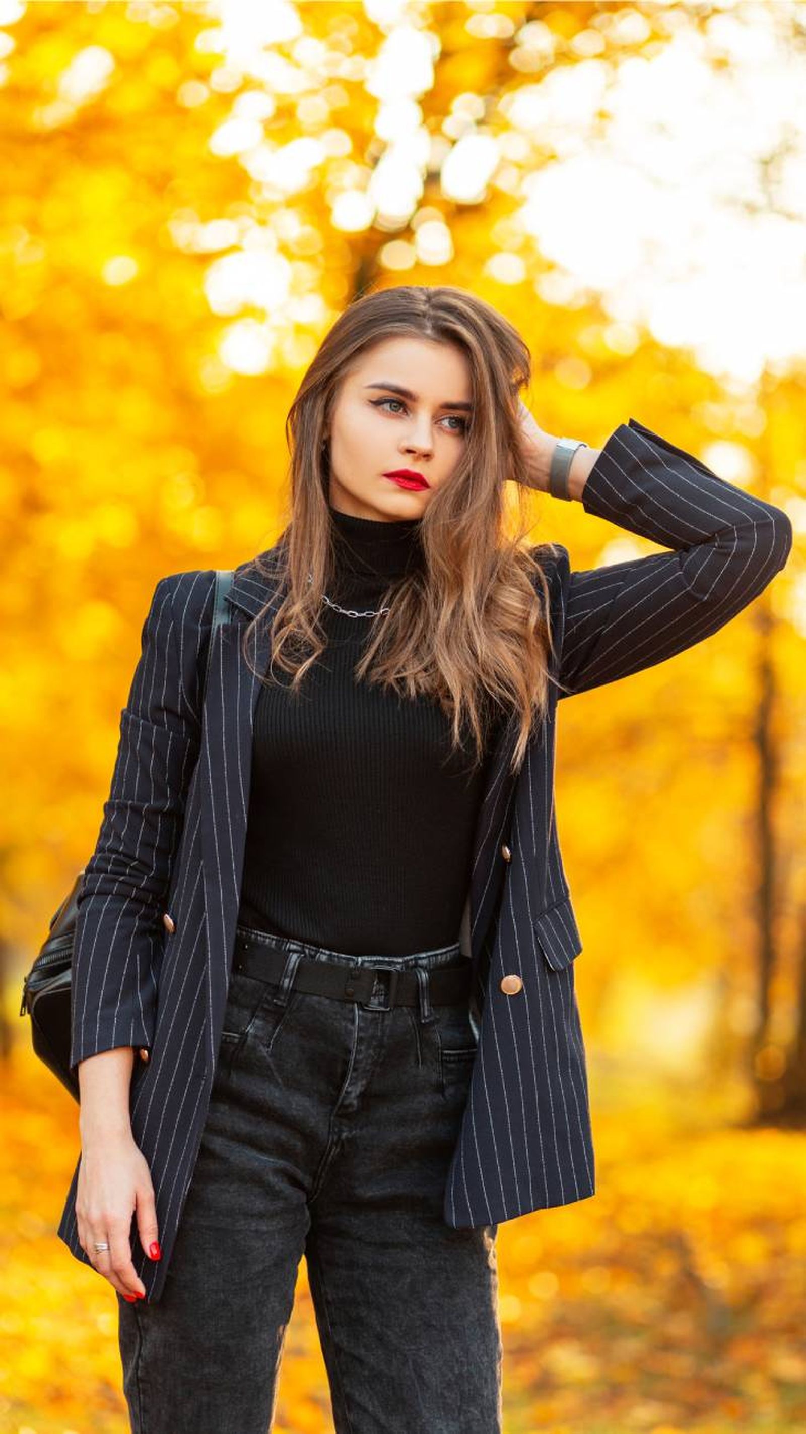 como ir vestida a la fiesta de empresa de navidad blazer oscura como ir vestida a la fiesta de empresa de navidad blazer oscura