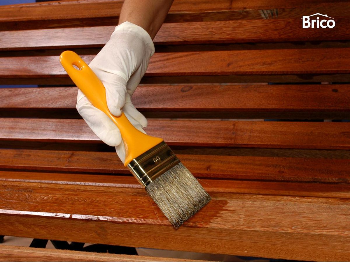 Barnizar madera de exterior