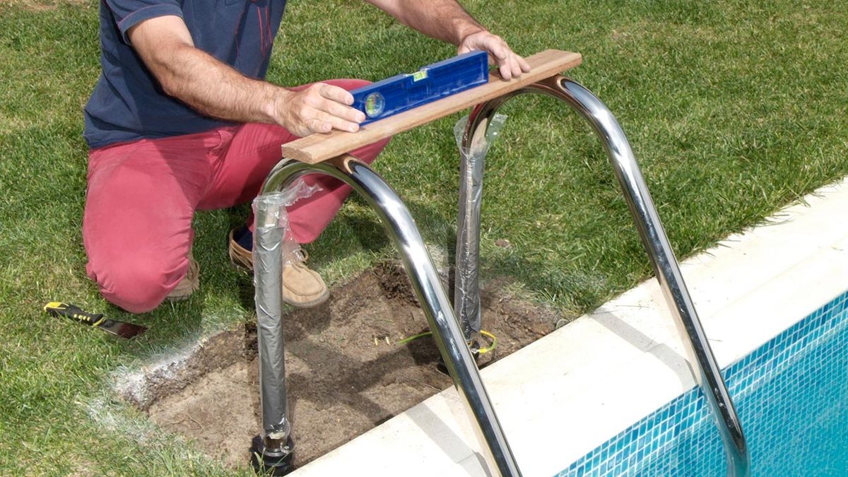 Colocación de escalera en piscina paso 7