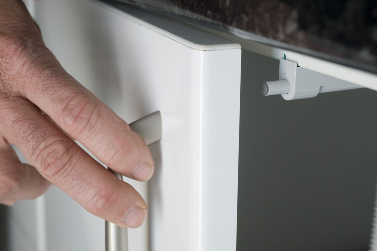 Topes para puerta de armario paso 7