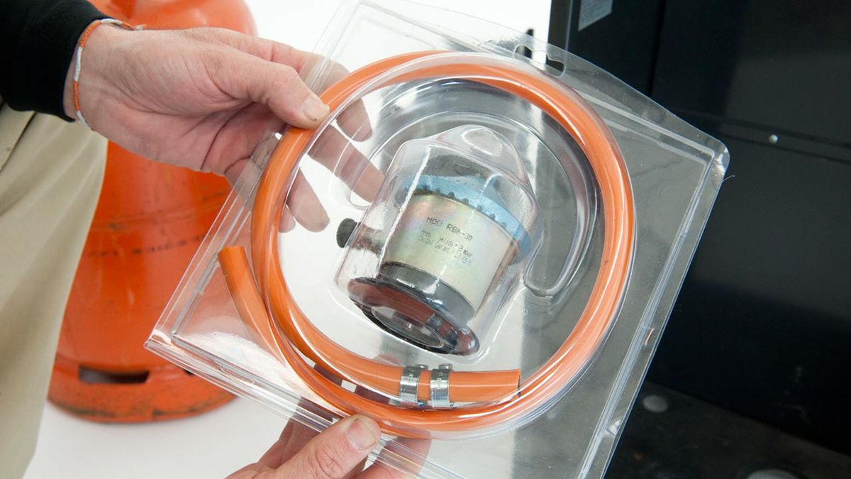 brico 0624 1 mantenimiento estufa catalitica paso 8