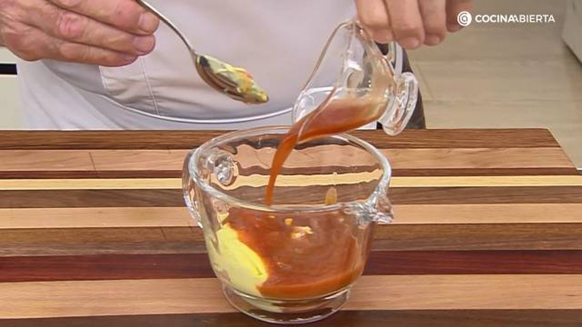 KARL7120 Esparragos verdes tempura salsa brava paso 4