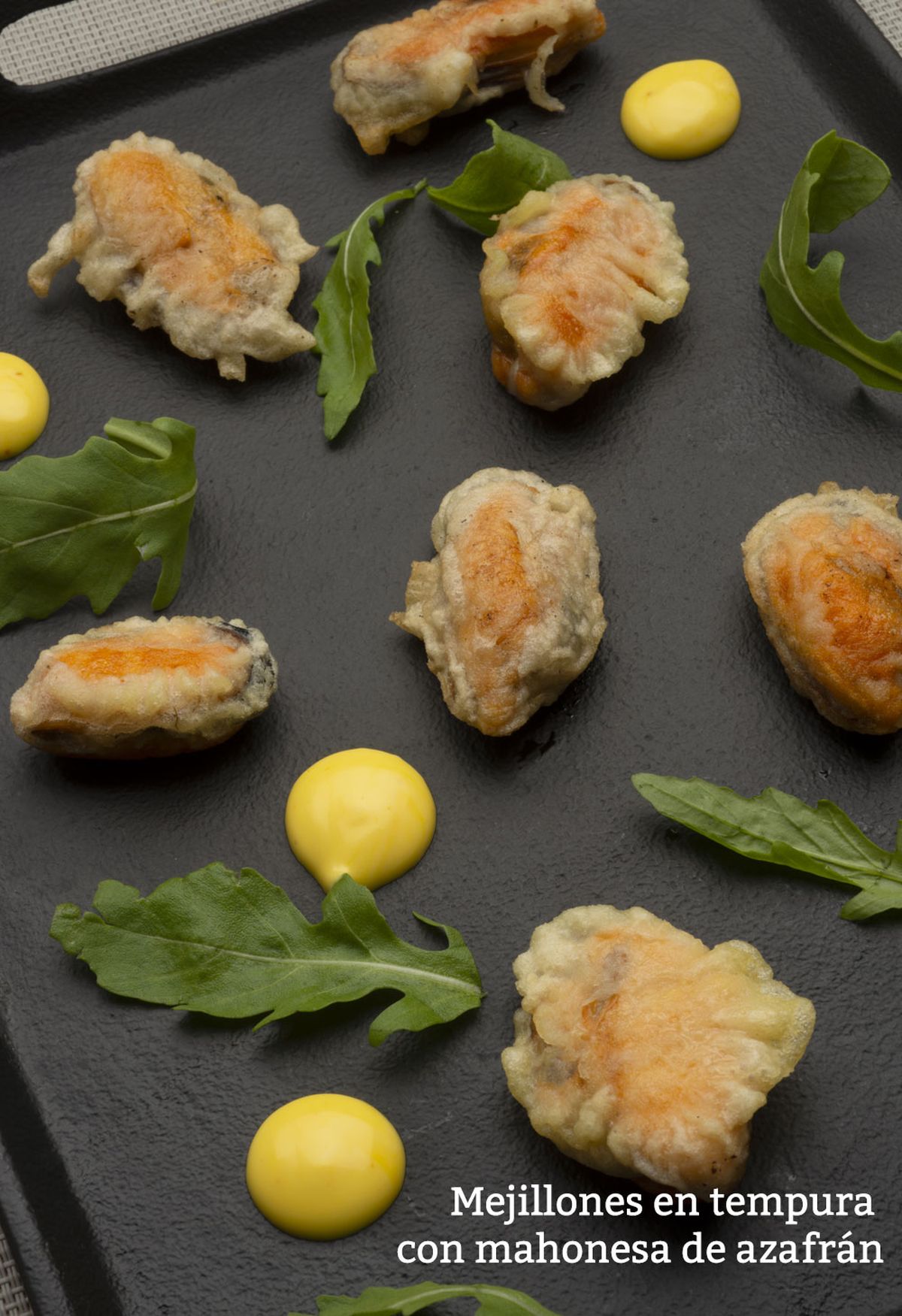mejillones tempura mahonesa azafran pin