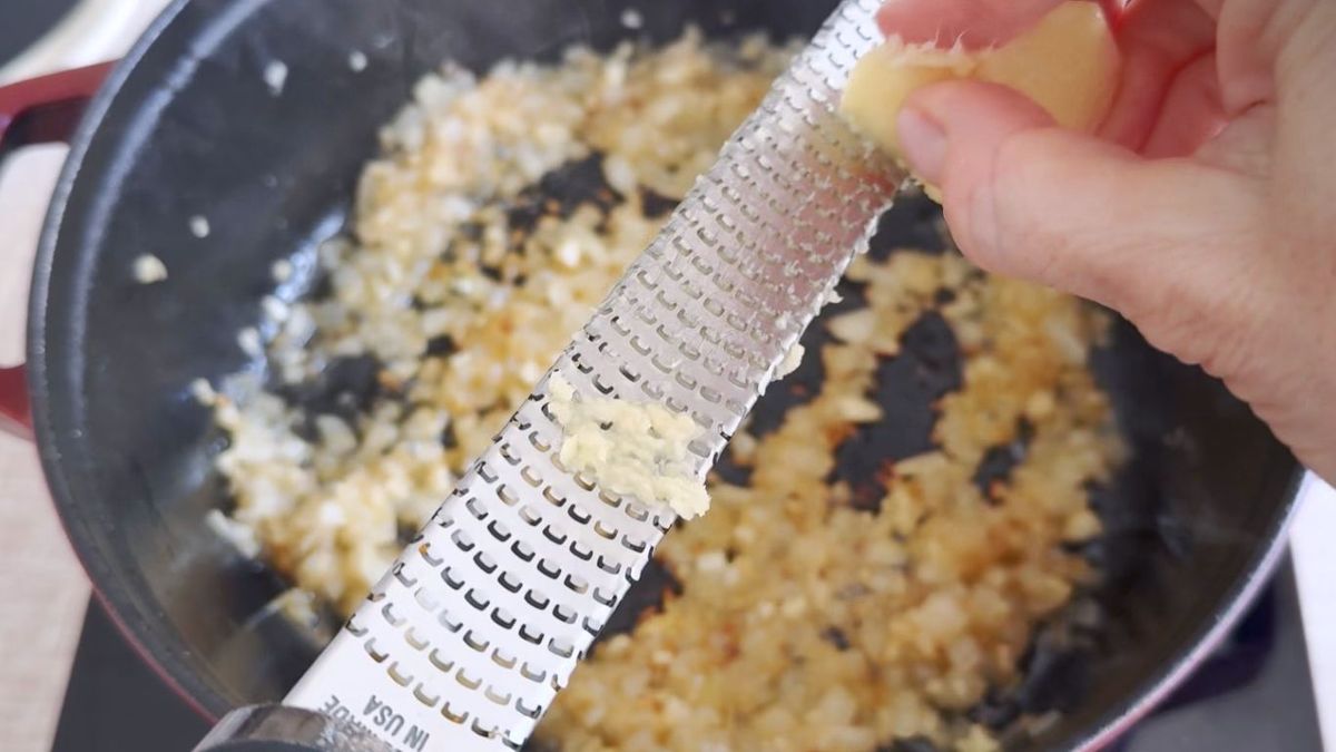 Sofrito con jengibre