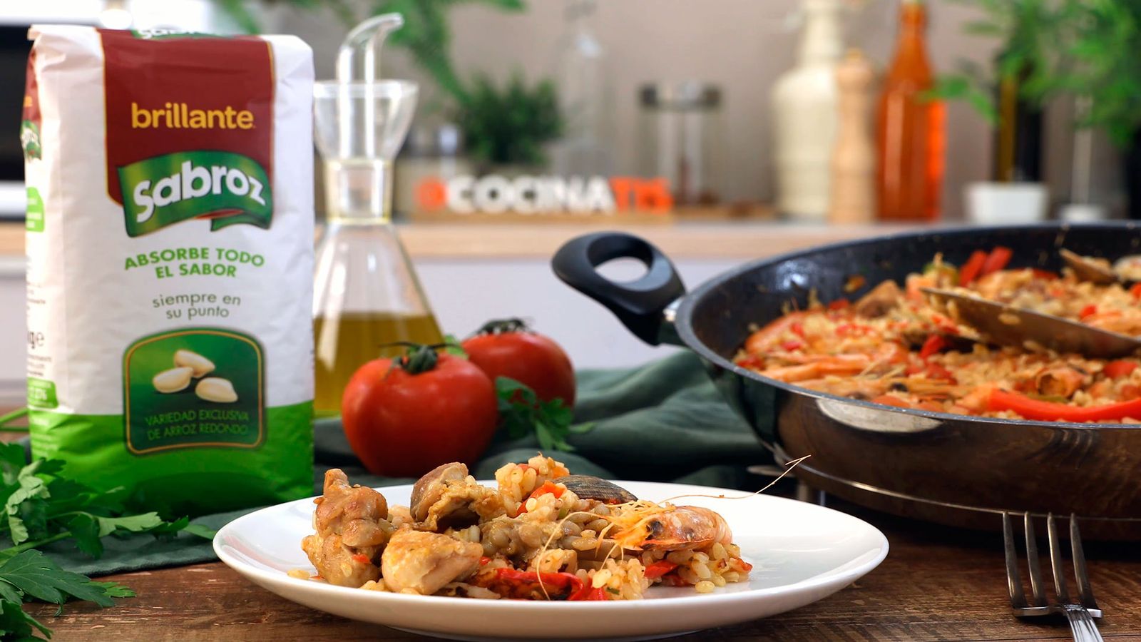 Receta de paella de pollo y marisco paso 7 Receta de paella de pollo y marisco paso 7