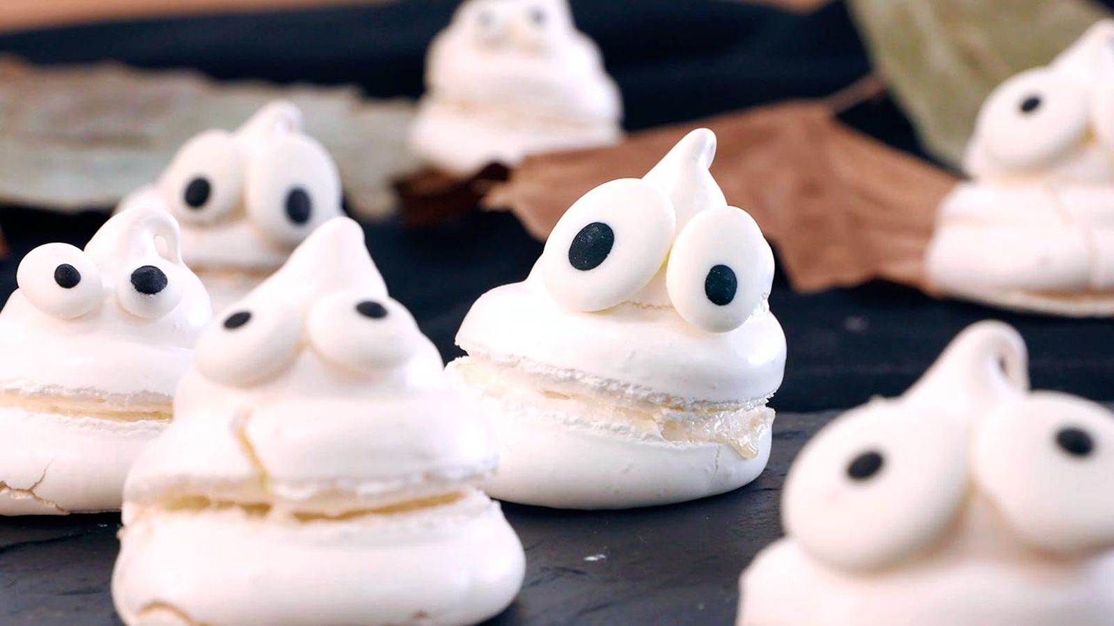 Receta de fantasmas de merengue para Halloween paso 6 Receta de fantasmas de merengue para Halloween paso 6