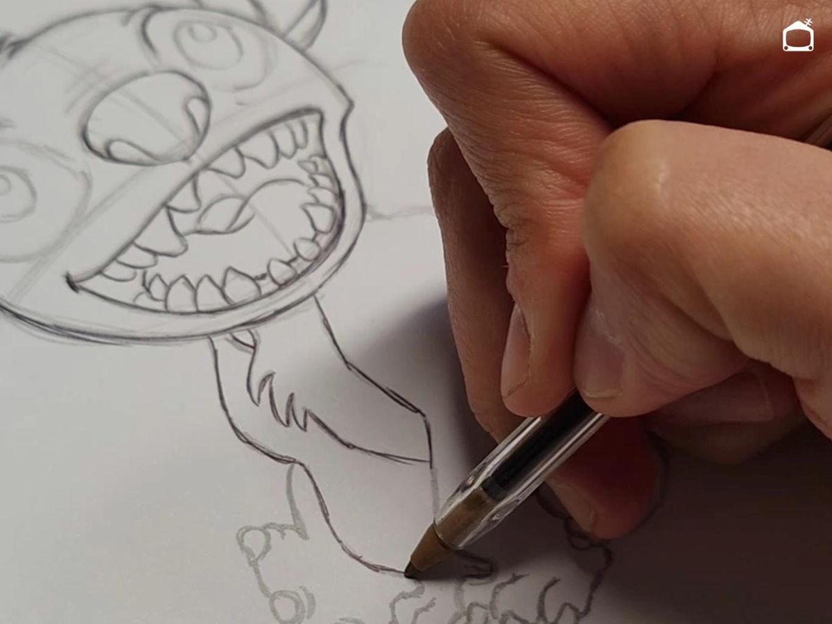 Cómo dibujar a Stitch, paso 6.