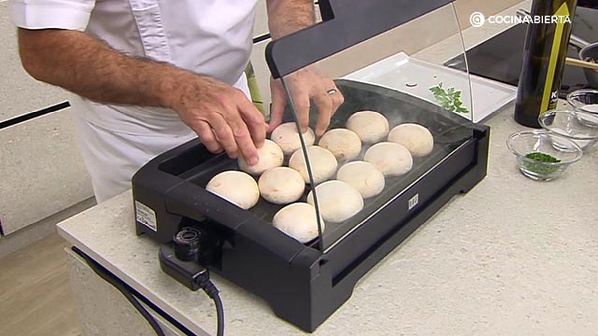 receta champinones rellenos habitas ka paso 6