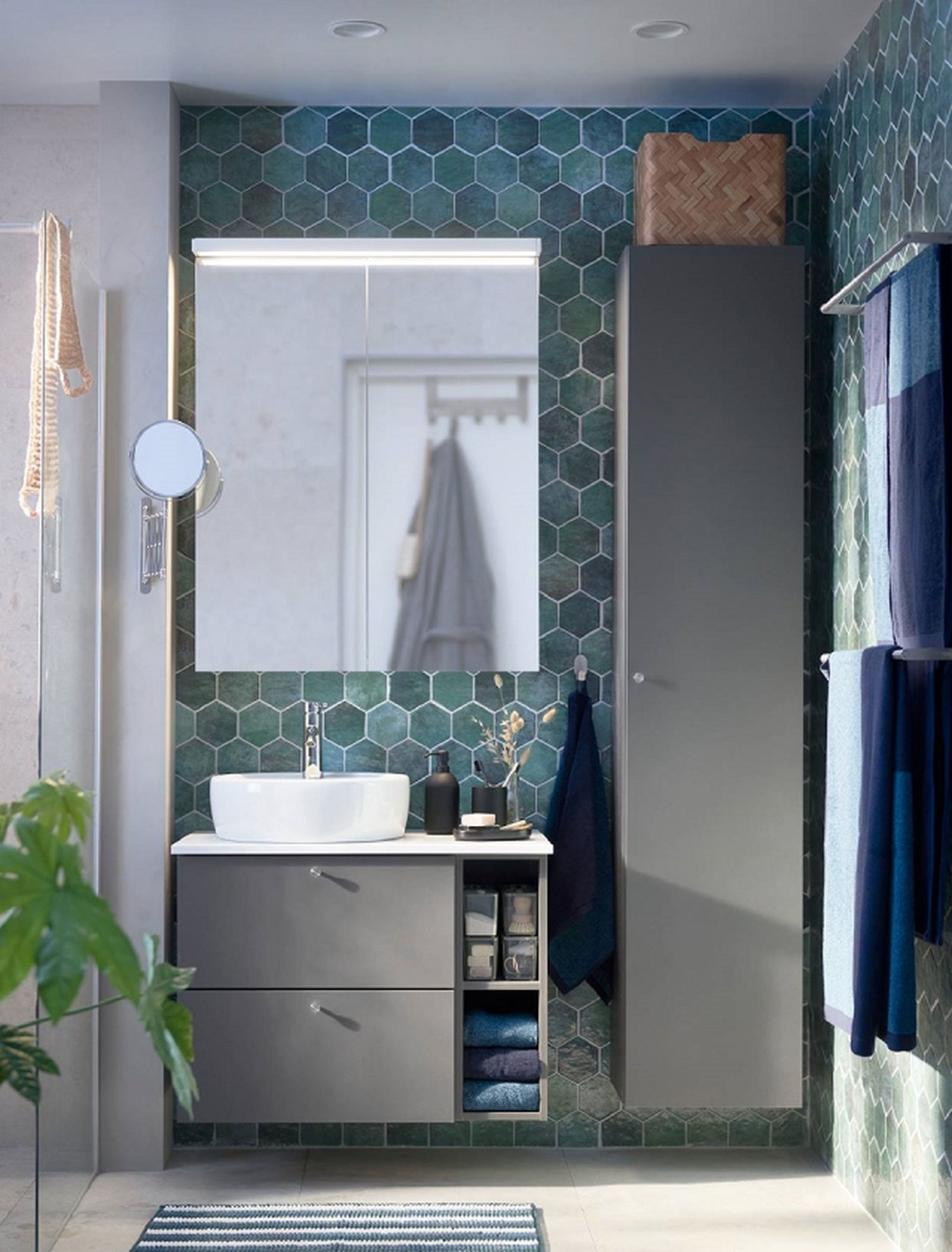 Baños pequeños con ducha las claves para decorarlos y aprovechar el espacio 4 Baños pequeños con ducha las claves para decorarlos y aprovechar el espacio 4