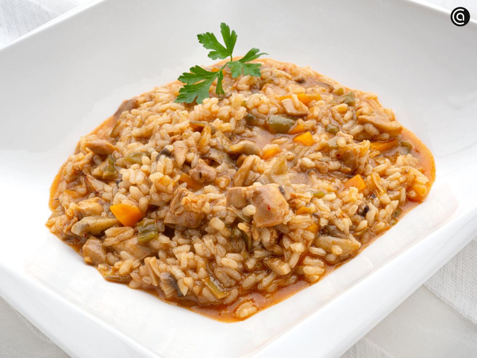 Arroz caldoso de pollo, un plato casero y reconfortante que siempre apetece