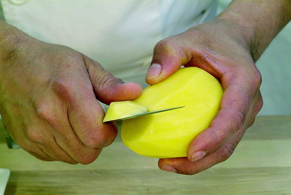 receta pelar cortar patata paso5