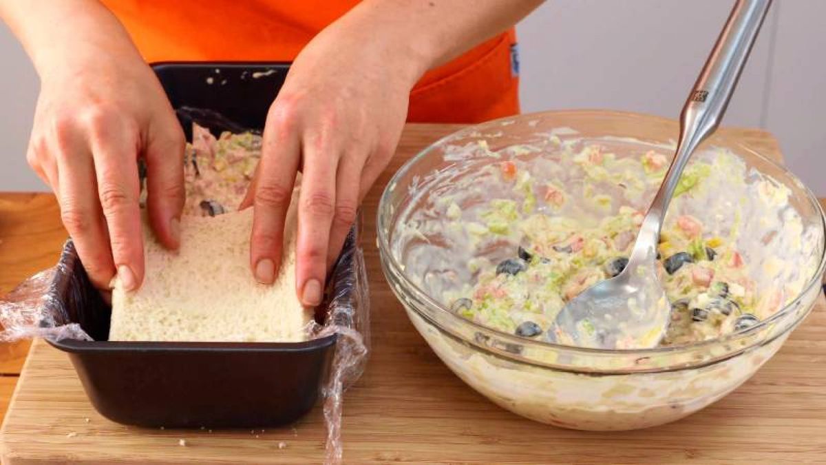 Receta de pastel de atún con pan de molde  paso 4