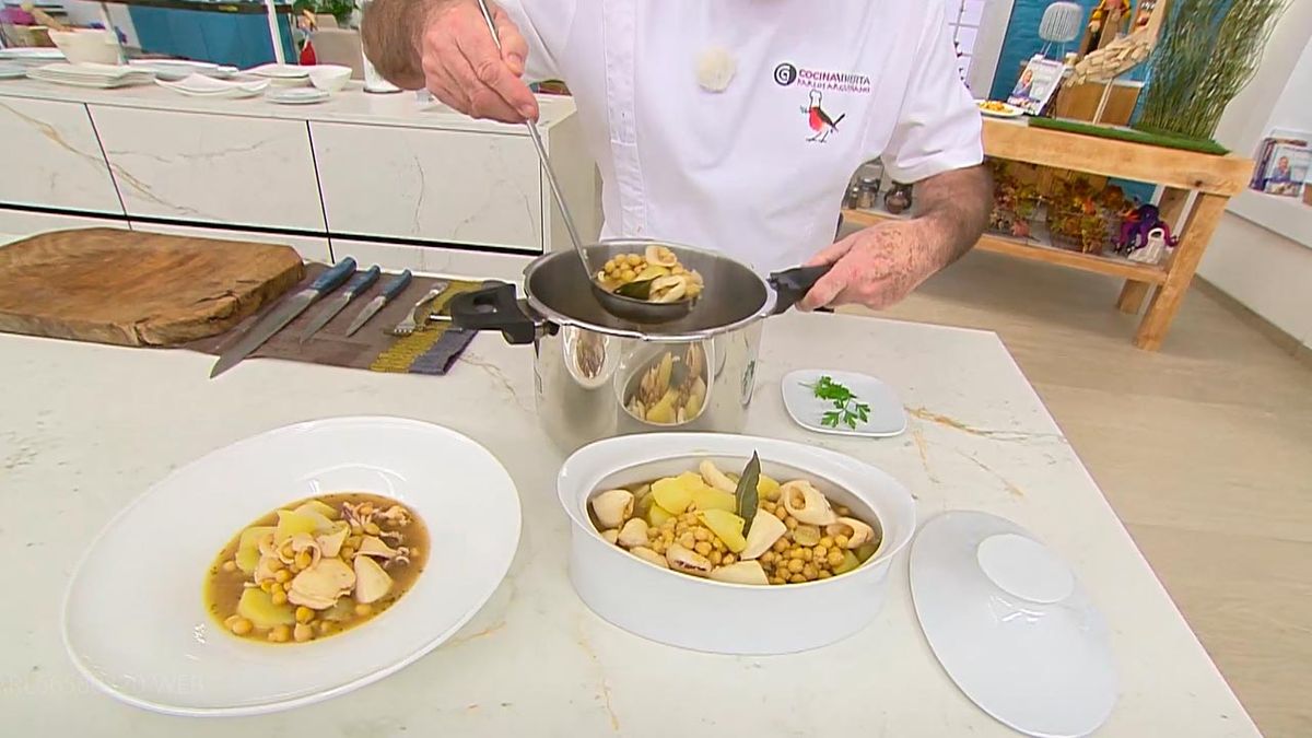 KARL66580320 calamares con garbanzos receta karlos arguinano paso5