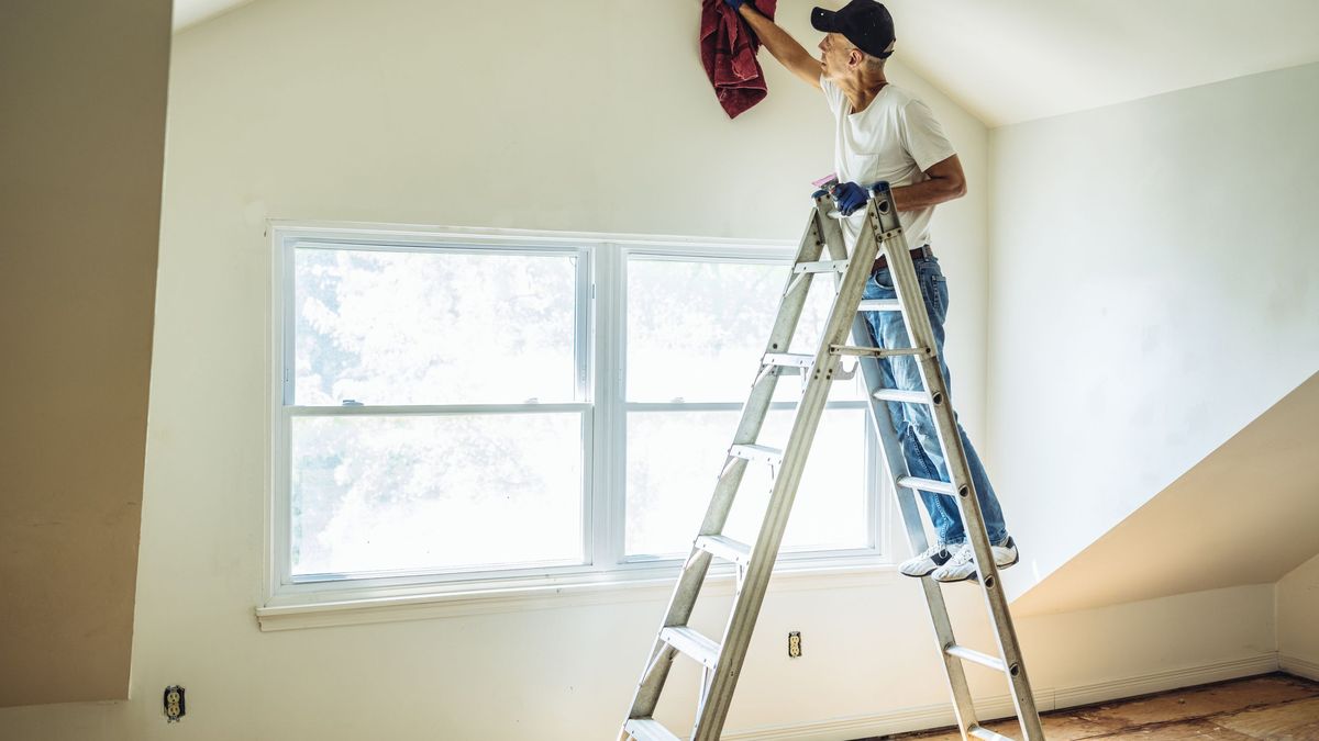 La regla de oro es empezar siempre desde el techo hacia el suelo