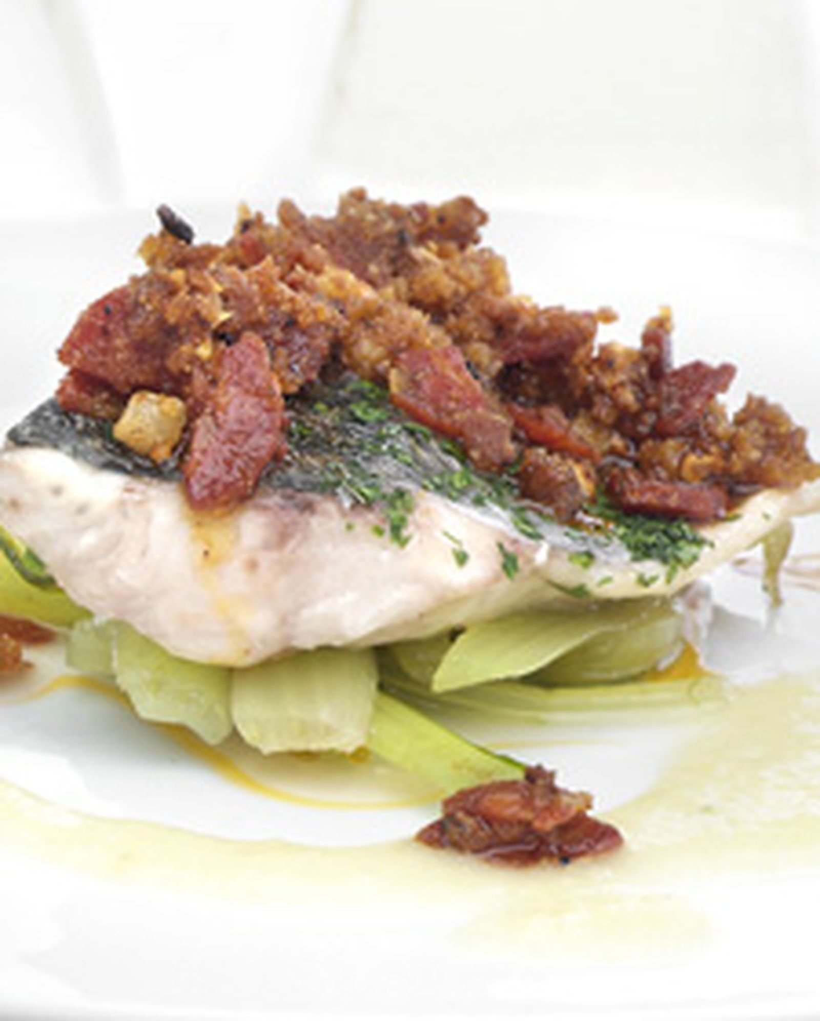 0009 txitxarro al horno con migas y borraja l 0009 txitxarro al horno con migas y borraja l