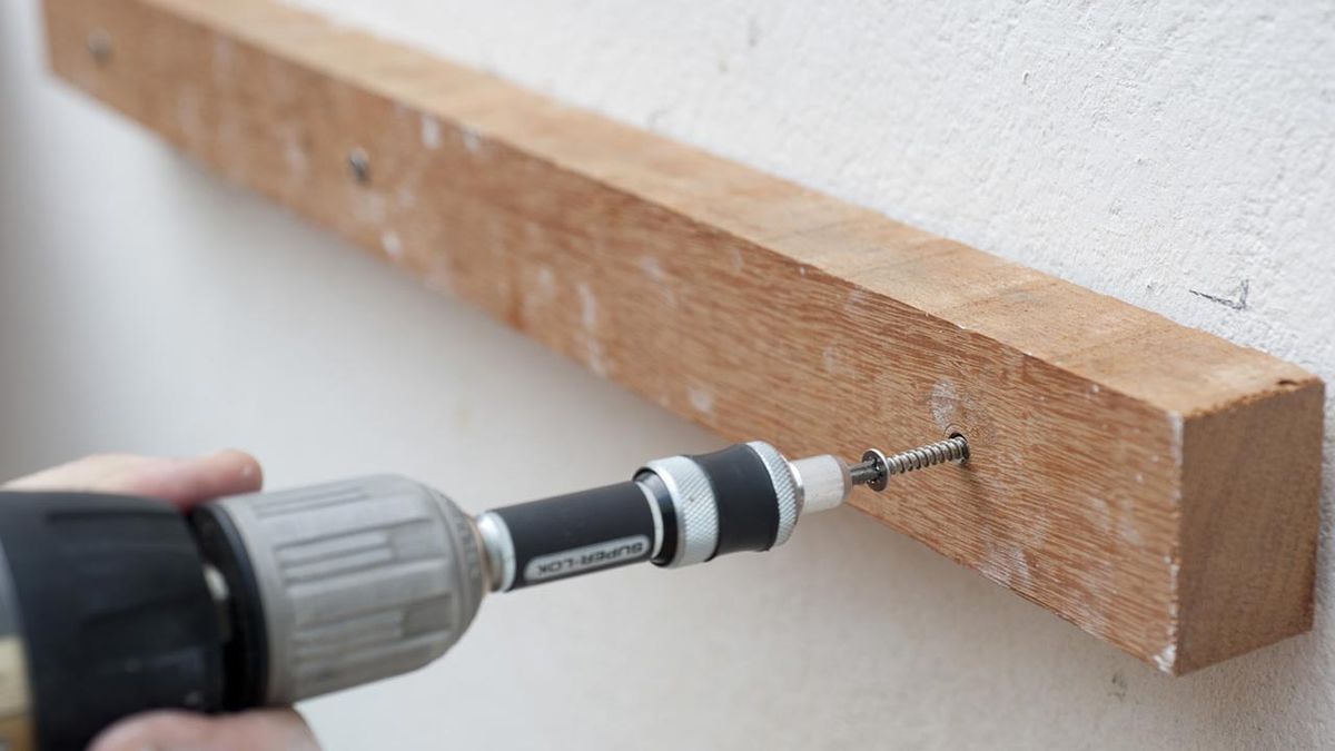 Bricomania 711 Mesa y bancos abatibles p14