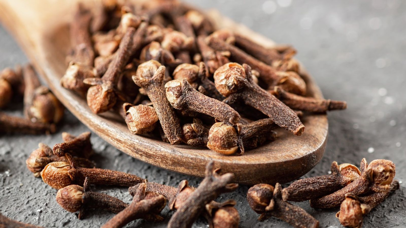 Es habitual encontrarlo en mezclas de especias como el garam masala, el curry o el ras el hanout