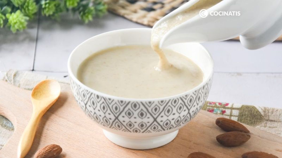 Servimos la salsa de almendras