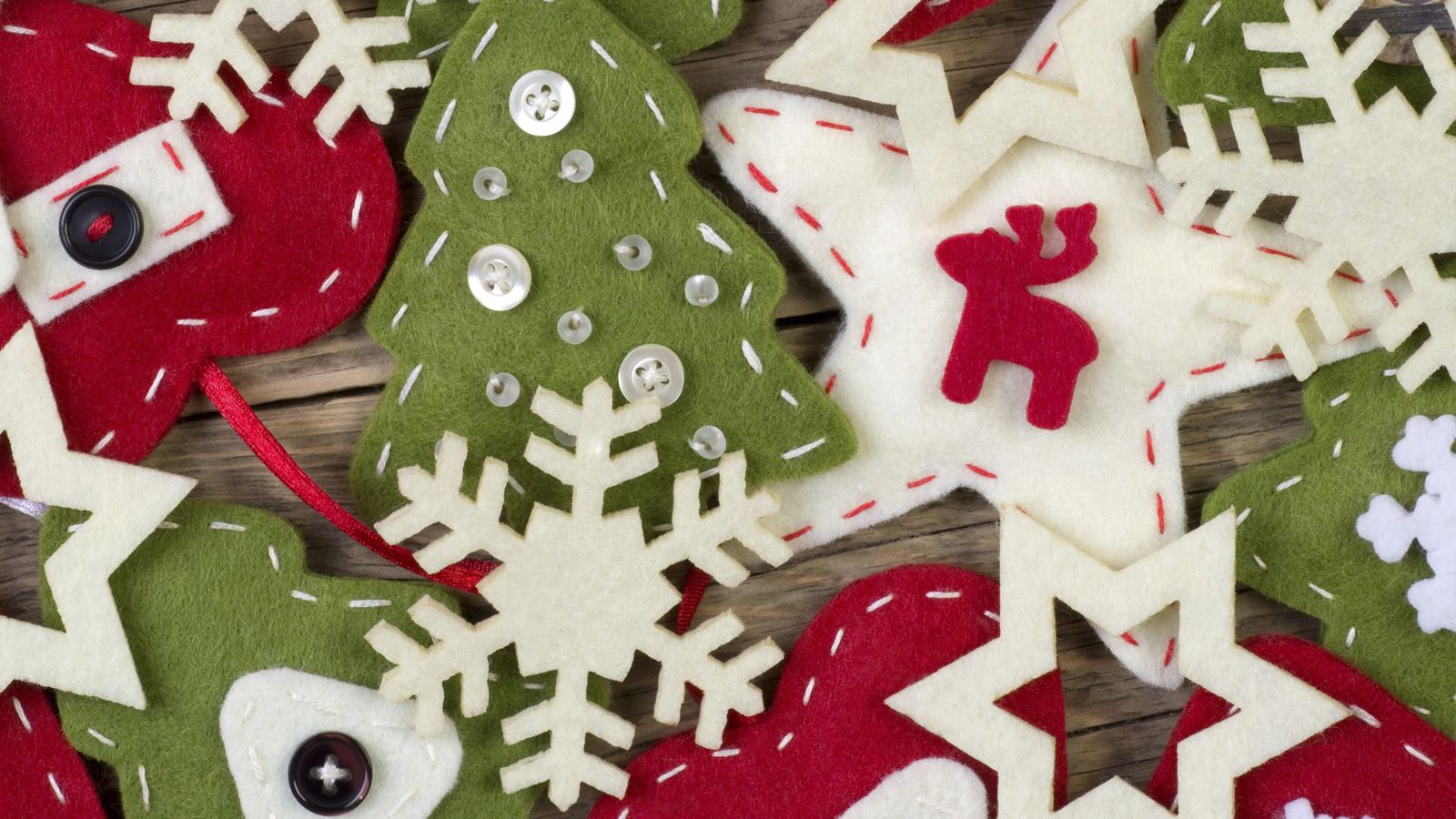 Adornos de Navidad de fieltro fáciles de hacer