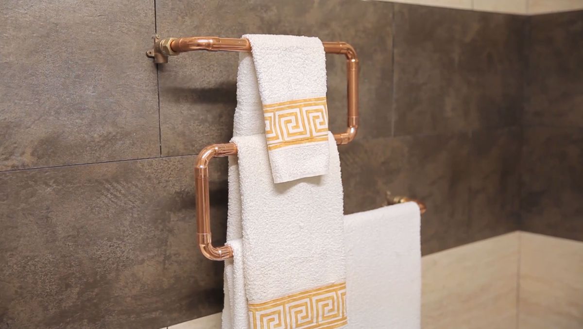 Cómo hacer un toallero con tubos de cobre