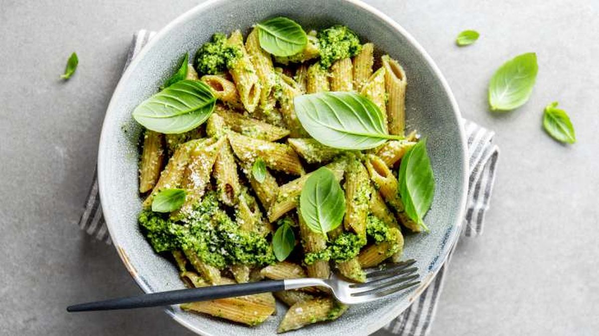 receta pasta integral con pesto de espinacas