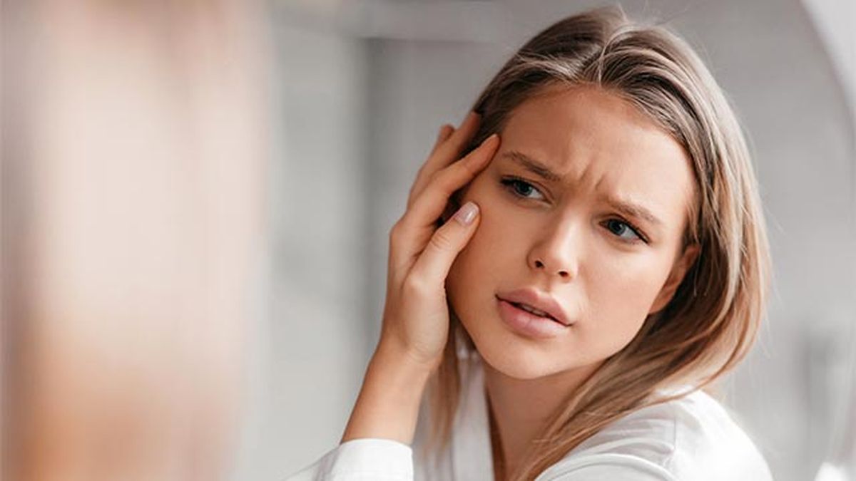 acne en el rostro por que aparece en cada zona y como evitarlo sien pomulo