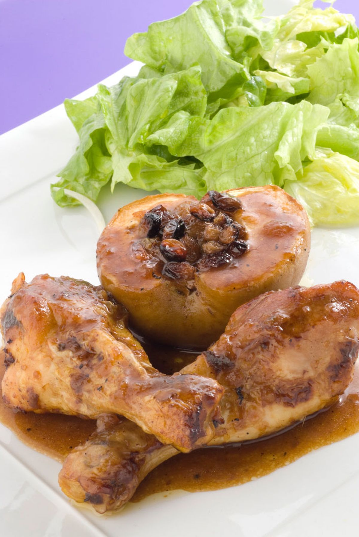 Jamoncitos de pollo con manzana y pasas