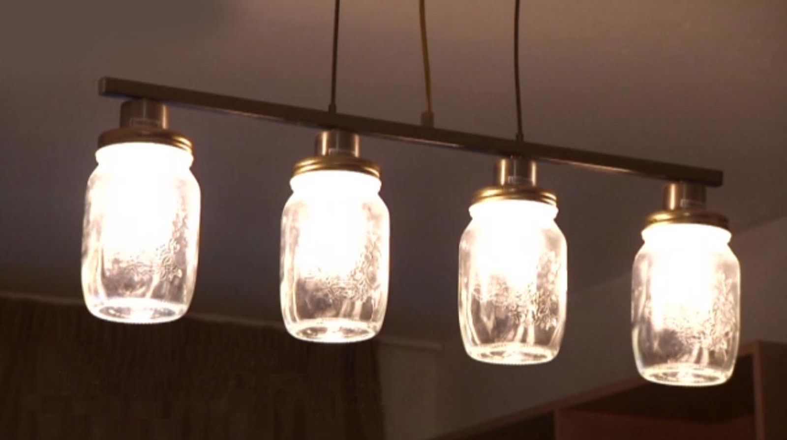 Lámpara con tarros de cristal paso Lámpara con tarros de cristal paso
