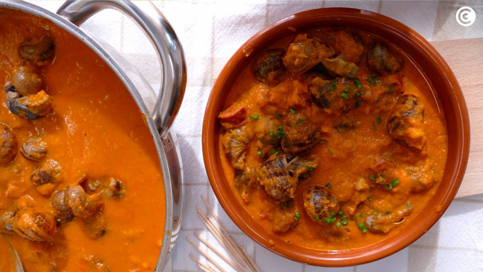 Caracoles en salsa