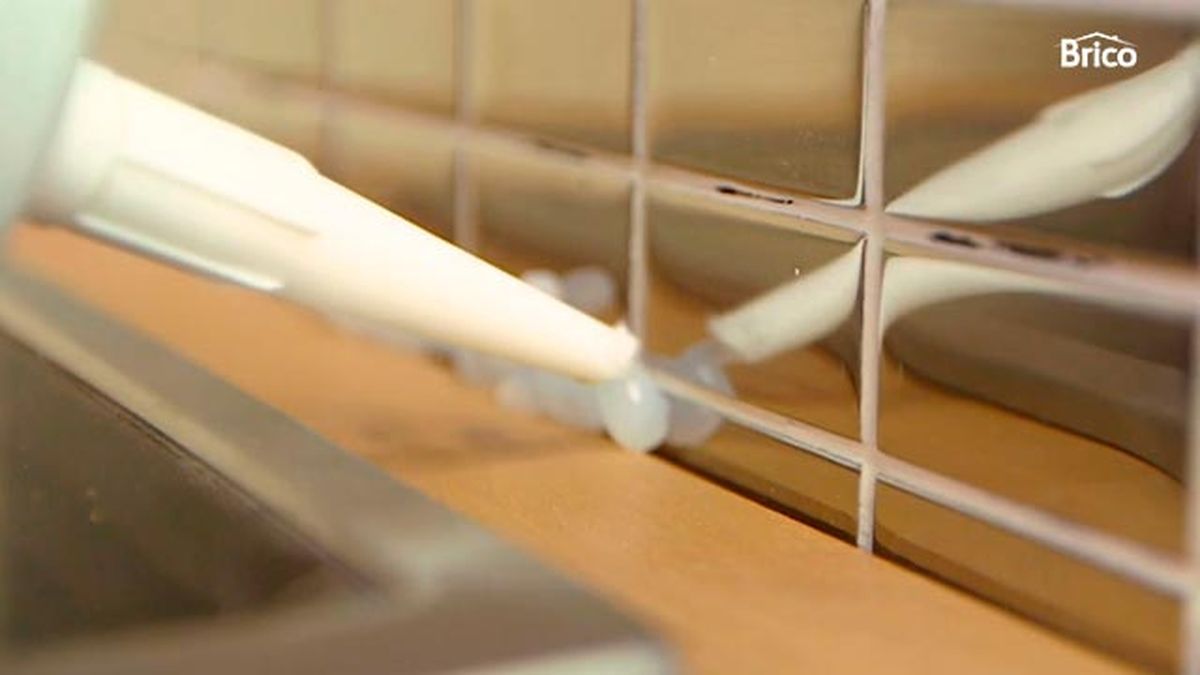 Instalar encimera de cocina de madera paso 15