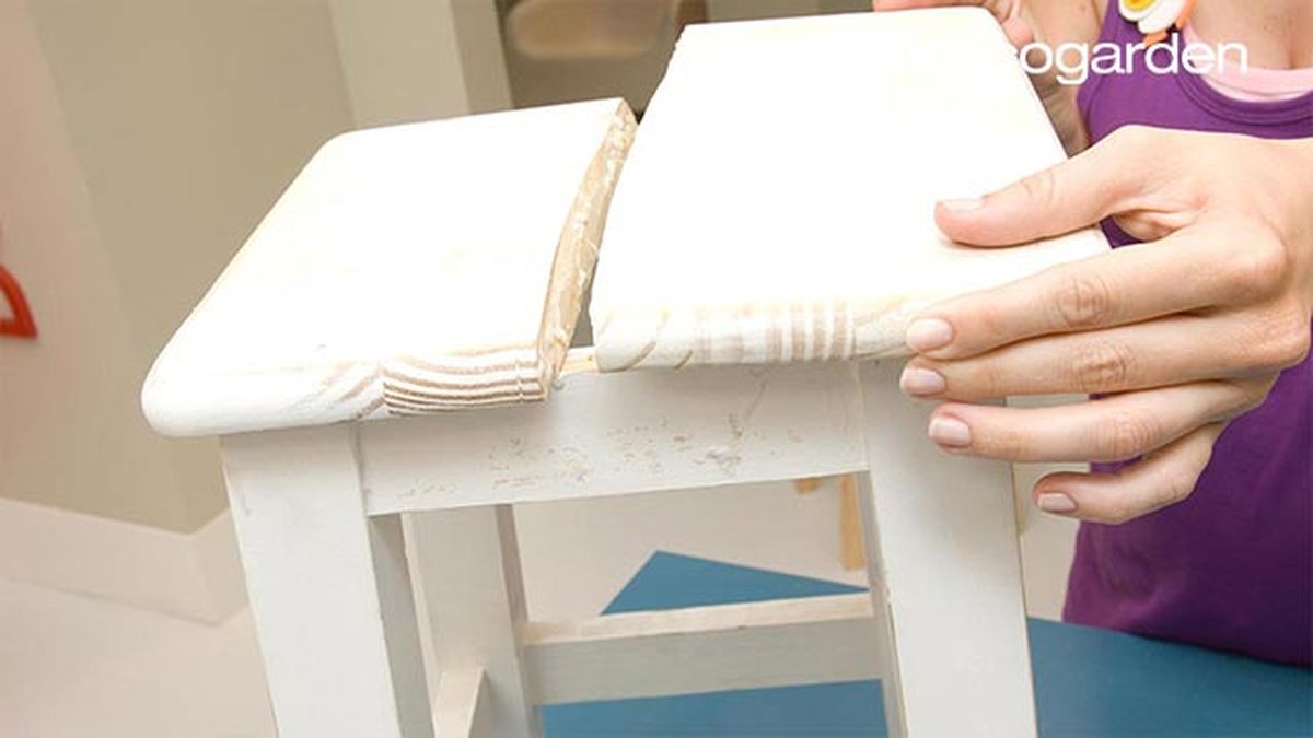 Pintar sillas de madera paso 2