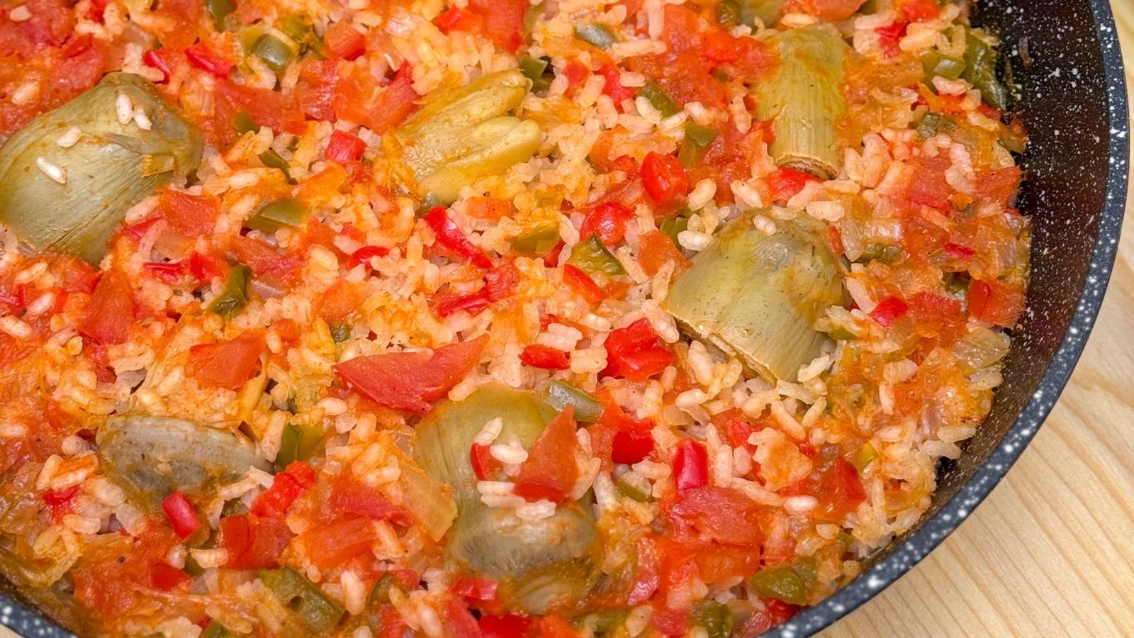 Arroz con alcachofas