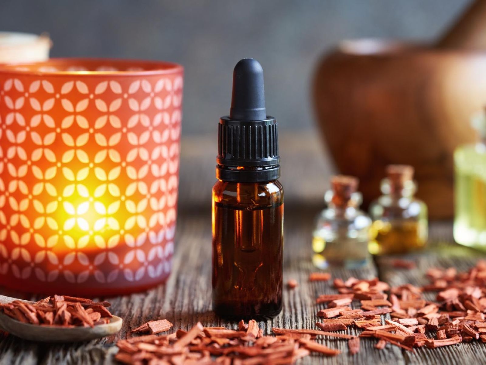 Aceite esencial de sándalo.