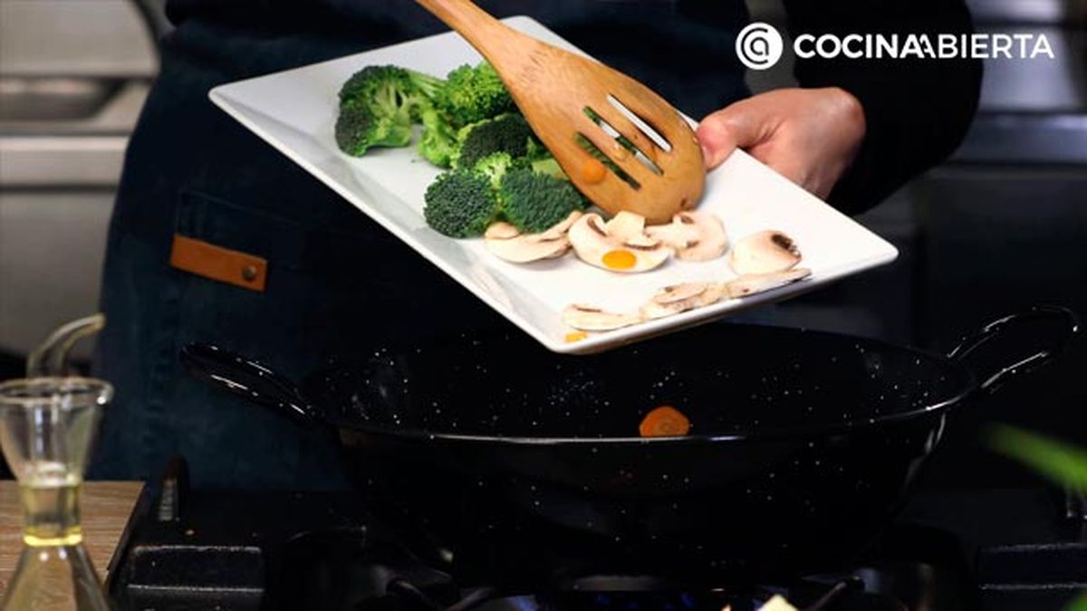 CTIS0865 receta wok de carne de conejo con verduras paso 3 ca