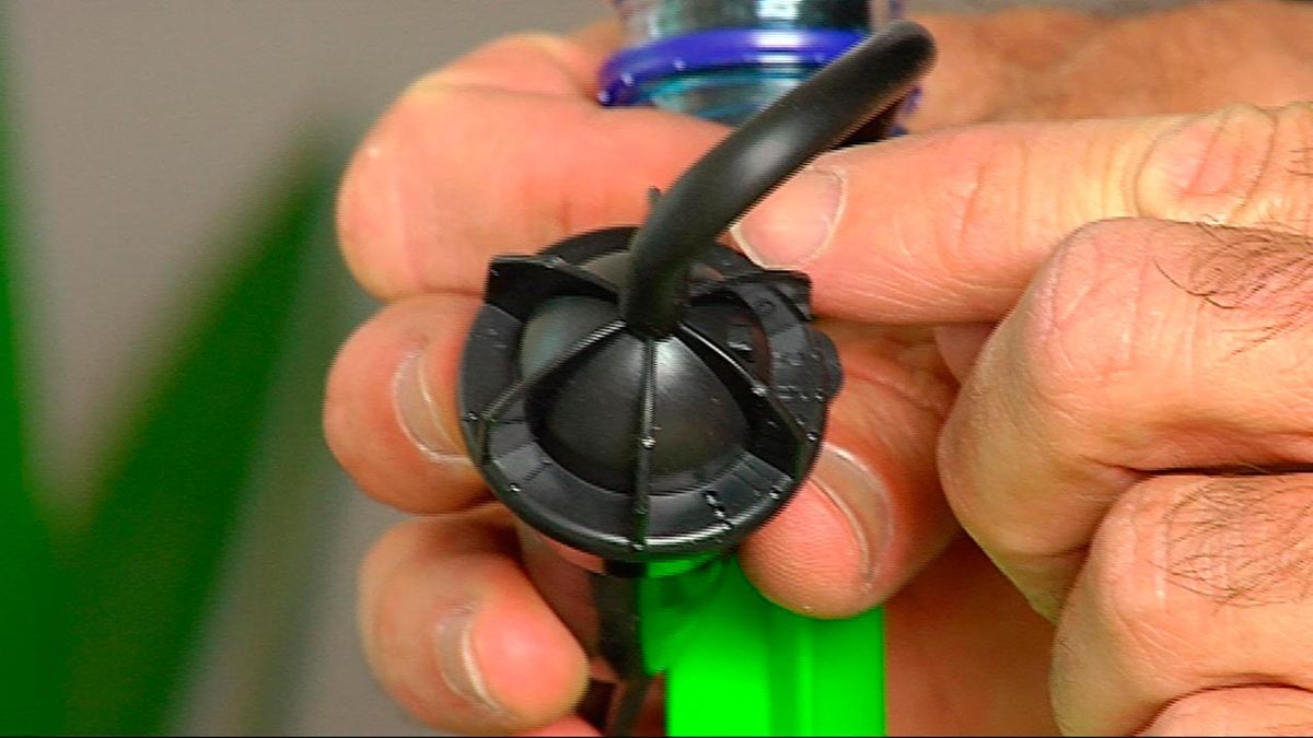 Colocar un sistema de riego por goteo paso 2