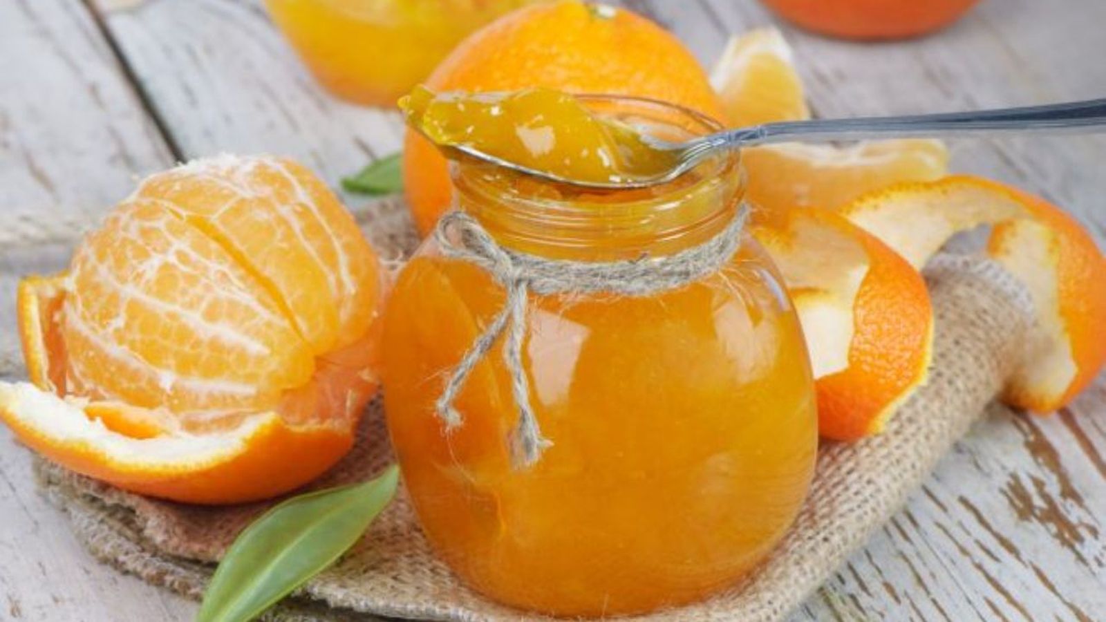 Sólo necesitas tres ingredientes para elaborar mermelada de naranja Sólo necesitas tres ingredientes para elaborar mermelada de naranja