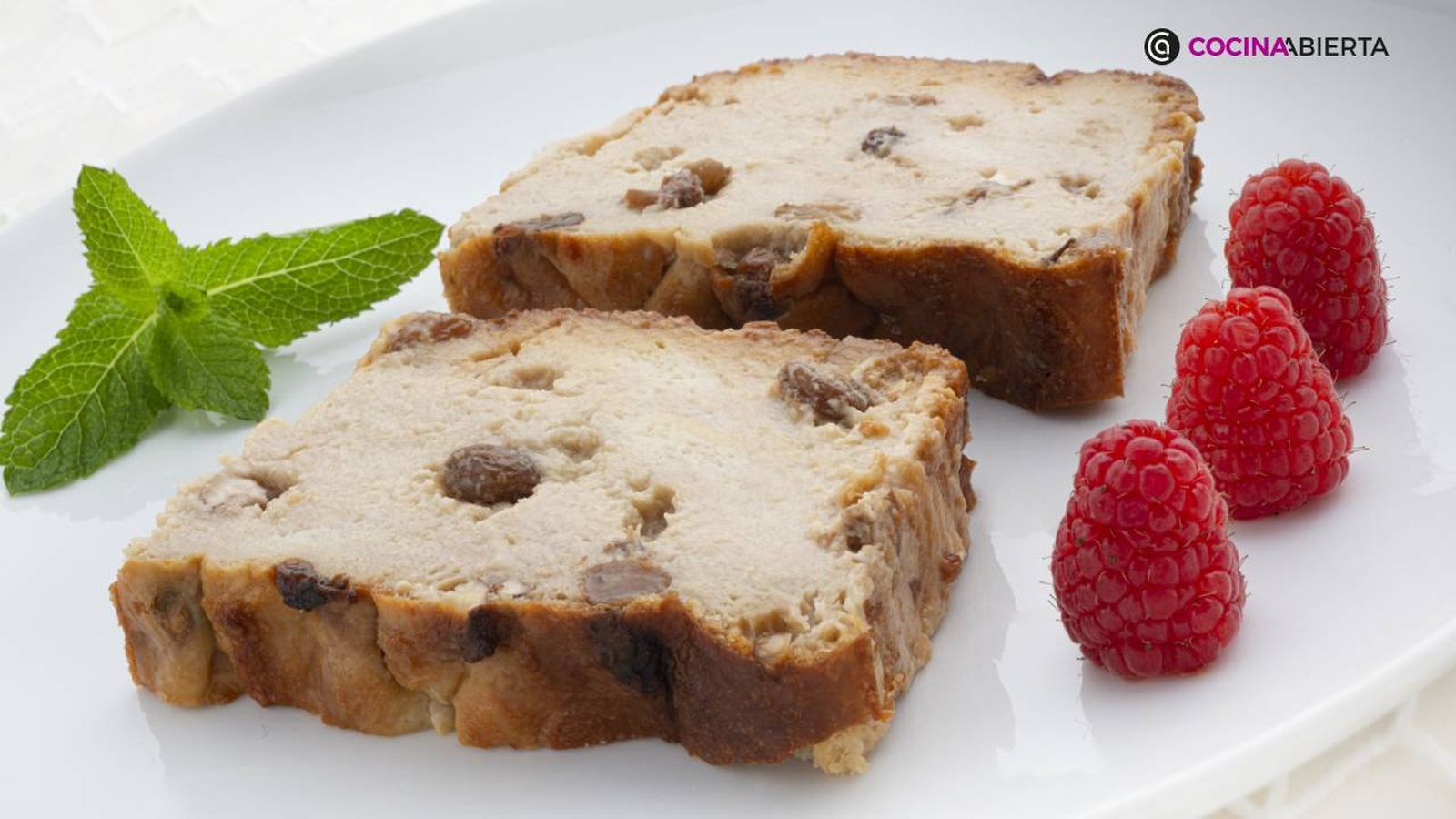 Pudin de pan con pasas y nueces, una receta de Karlos Arguiñano