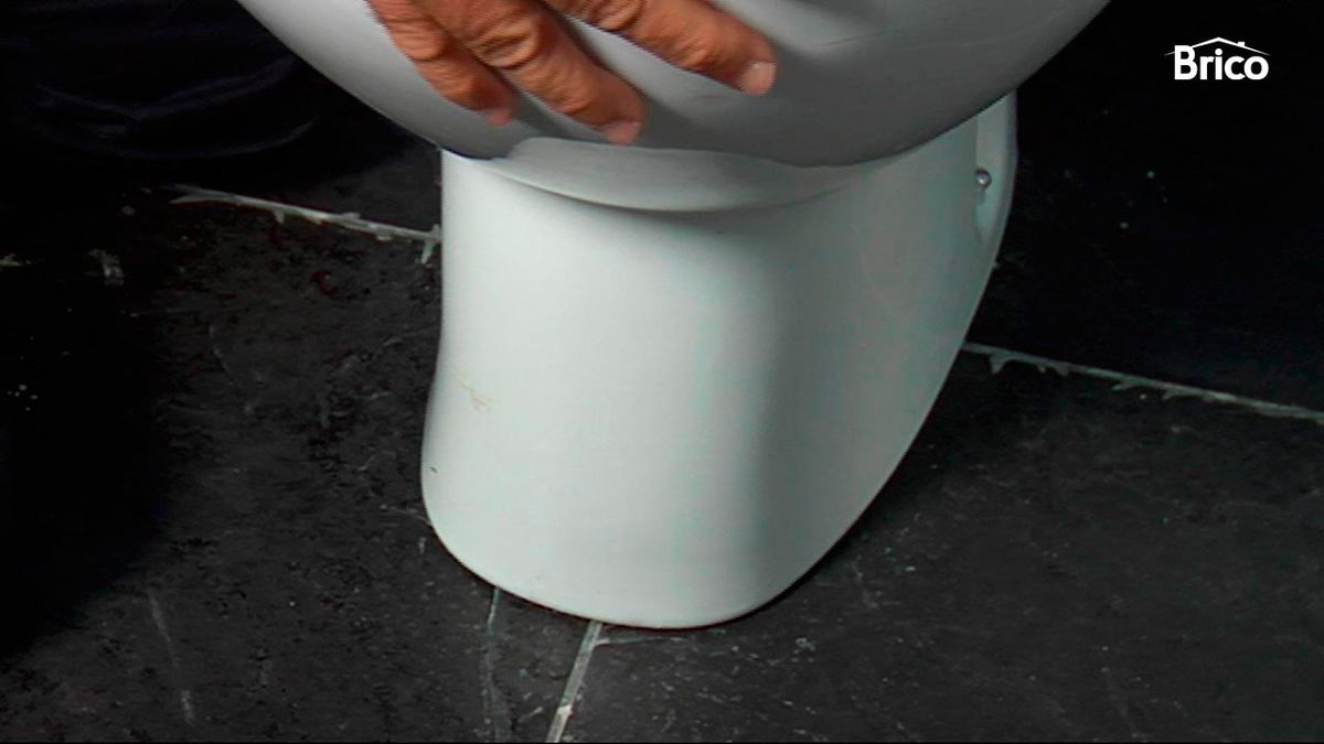Renovar la fijación del inodoro p1