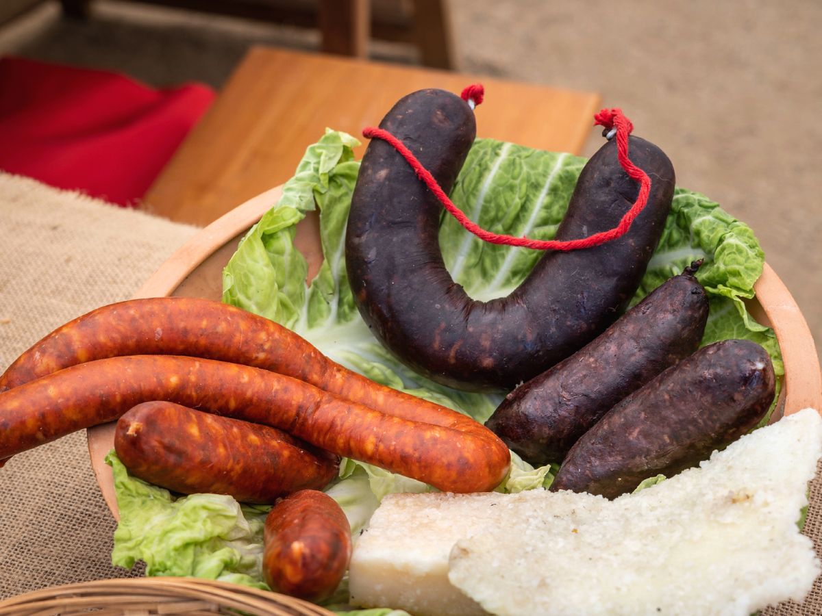 Morcillas y chorizos, los grandes protagonistas de la matanza tradicional.