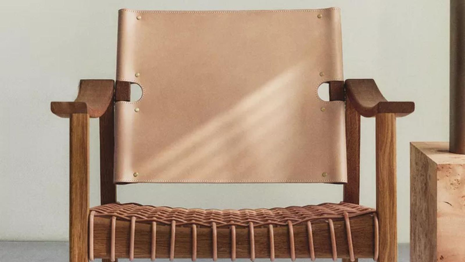 Silla de diseño OTZI x Zara Home.