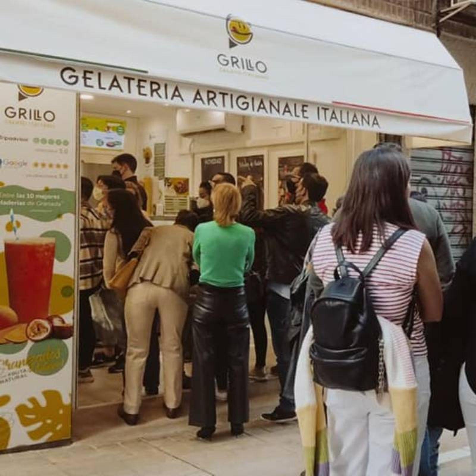 La heladería artesanal italiana de moda en Granada La heladería artesanal italiana de moda en Granada