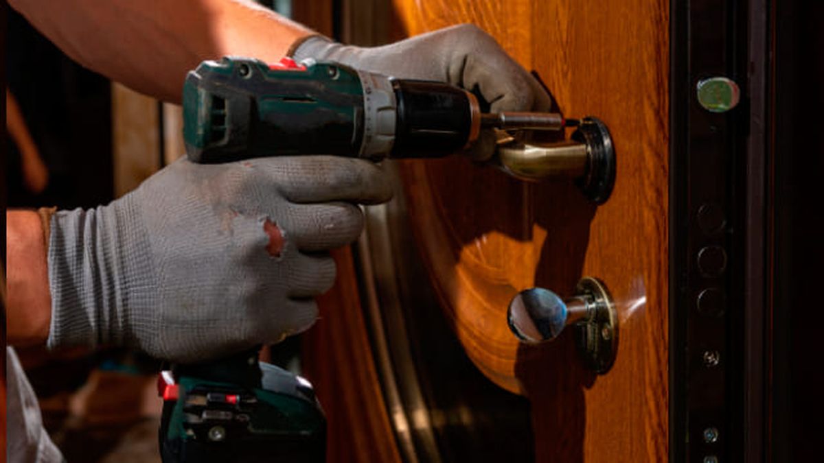 insonorizar puerta 8