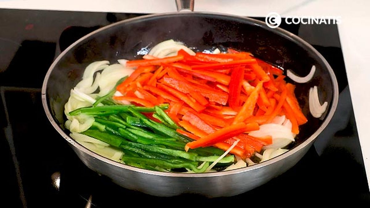 Receta de fajitas de pollo y guacamole  paso 3