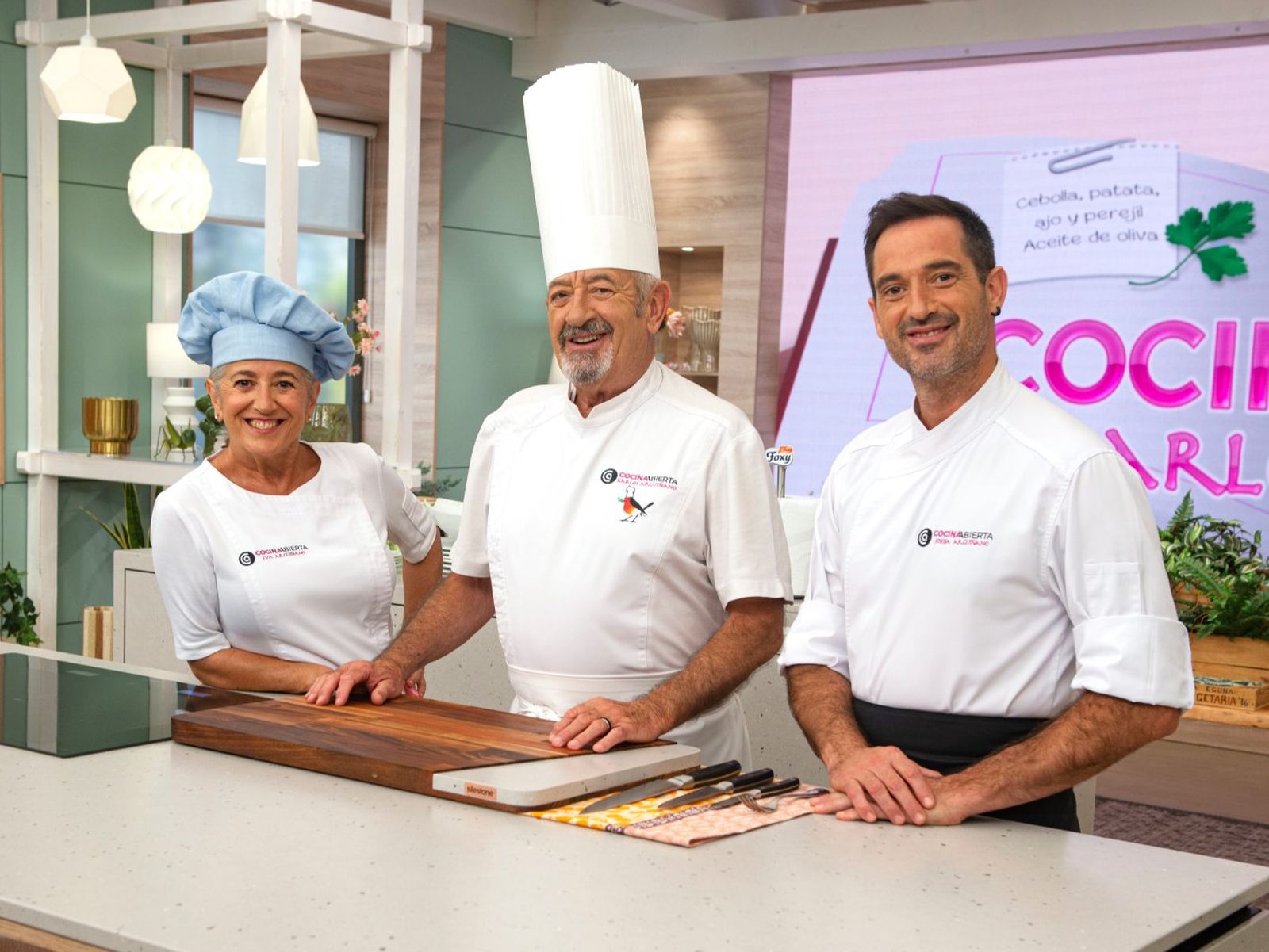 Karlos, Eva y Joseba Arguiñano