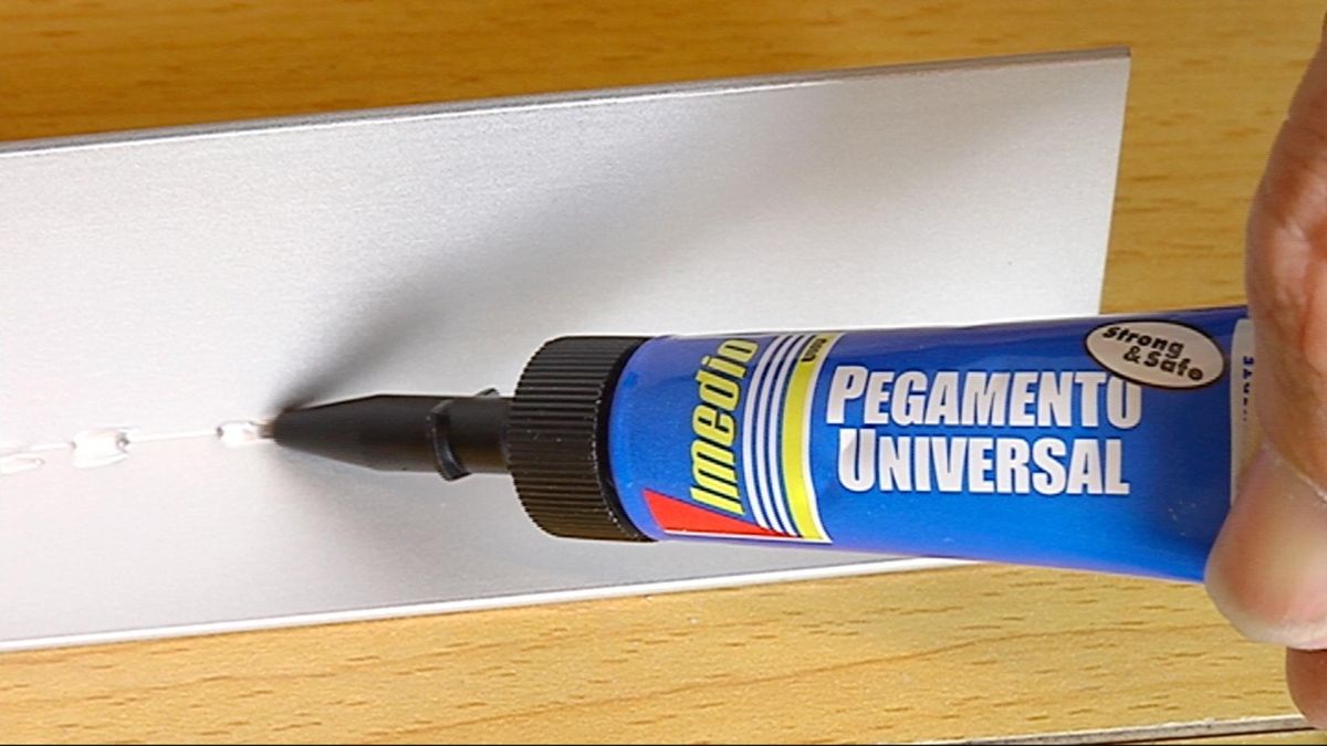 Colocar tiradores para cajones paso 5