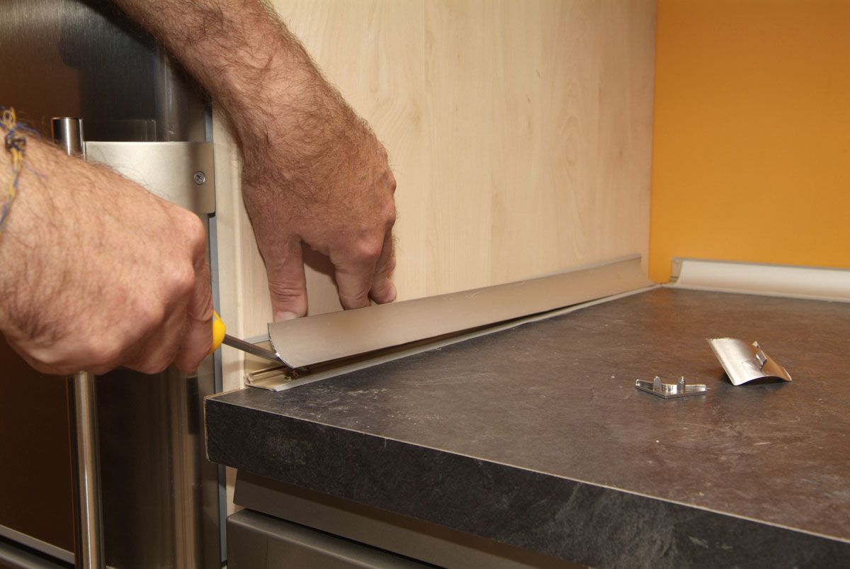 Sustituir encimera de cocina paso 3