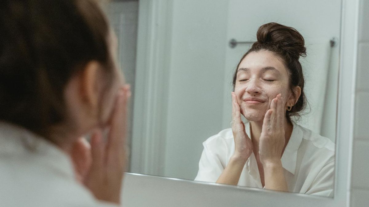Emulsiona con un poco de agua.