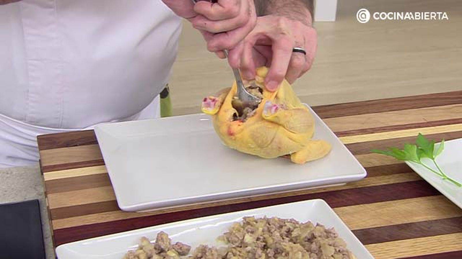 Picanton relleno con pure de castanas paso 4 Picanton relleno con pure de castanas paso 4