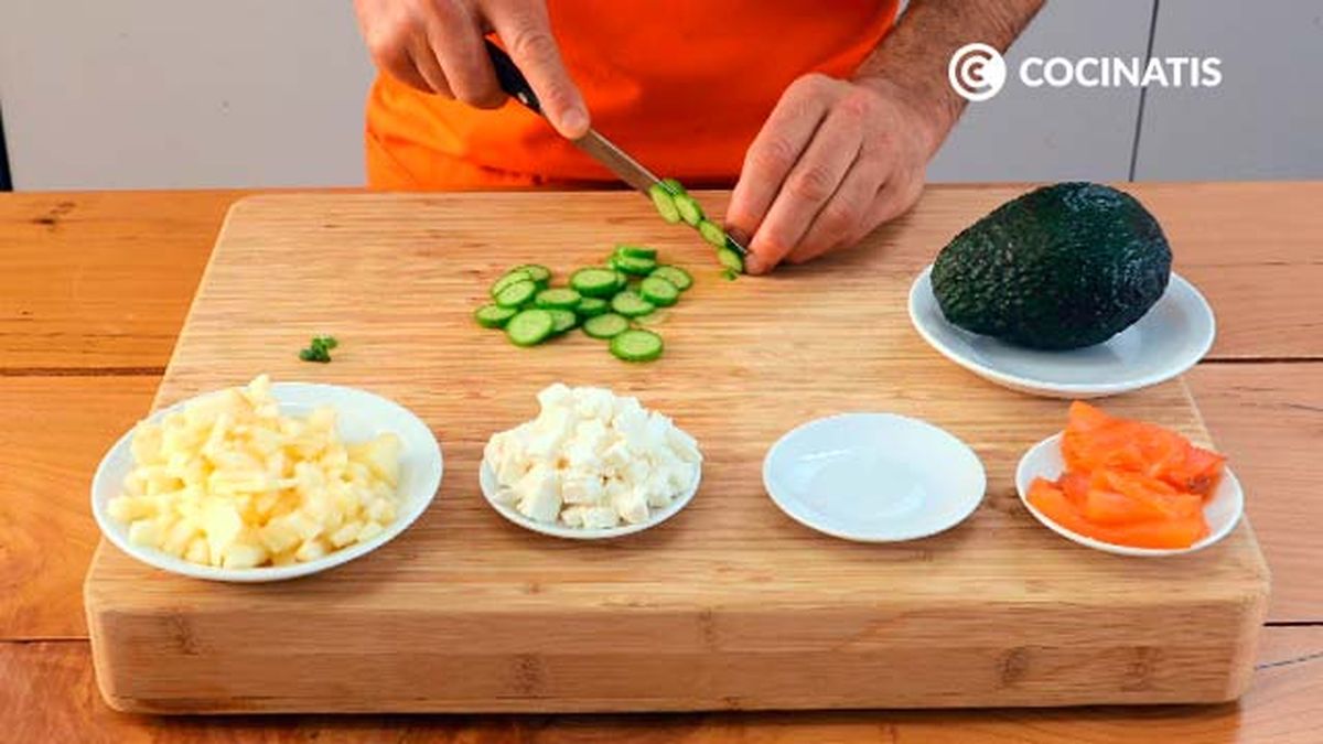 Receta de endivias rellenas con aguacate y salmón ahumado  paso 1