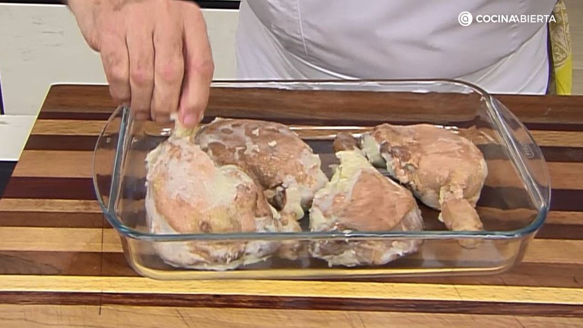 KARL7055 Muslos pato confitados pure manzana paso 2